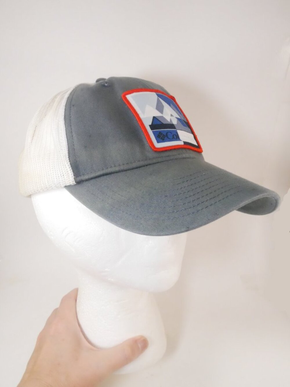 Columbia Snapback Cap Hat Mountains Camping Hiking Outdoors Unisex One Size Mes